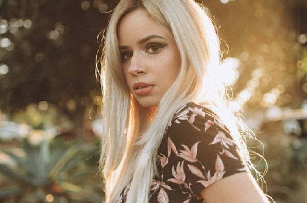 How to get Bombshell Eyelashes